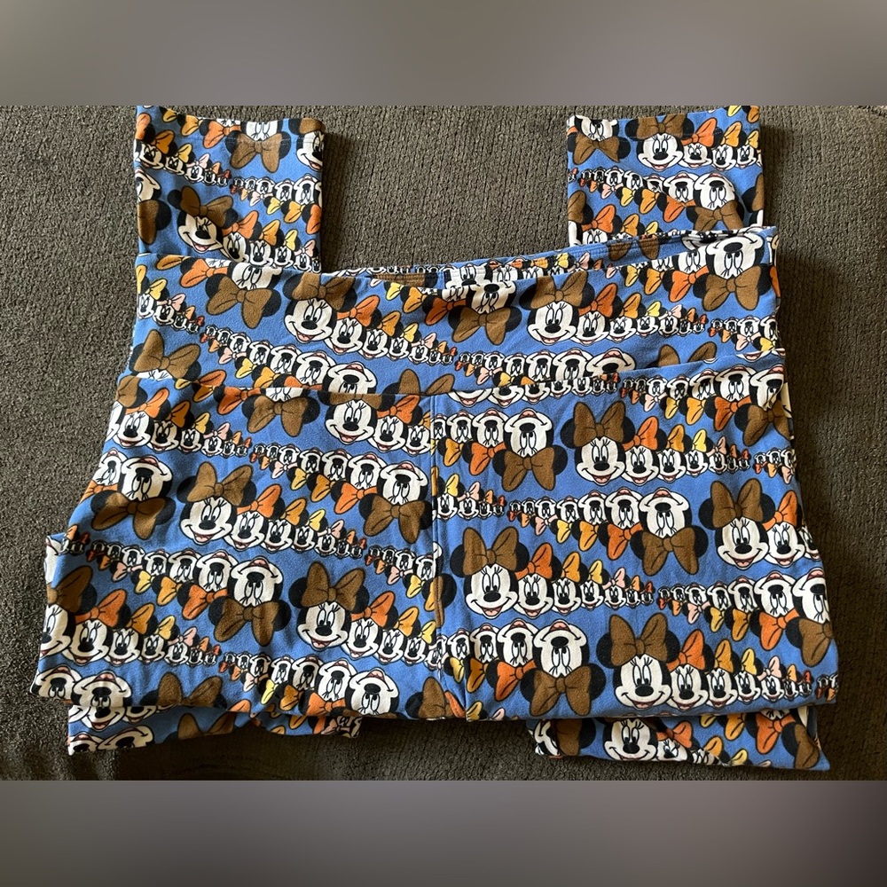LuLaRoe Minnie Mouse Leggings. Tall & Curvy. Great Condition